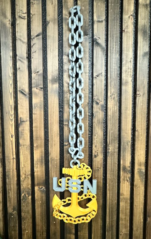 Navy Anchor Pendant & Chain w/ Stand